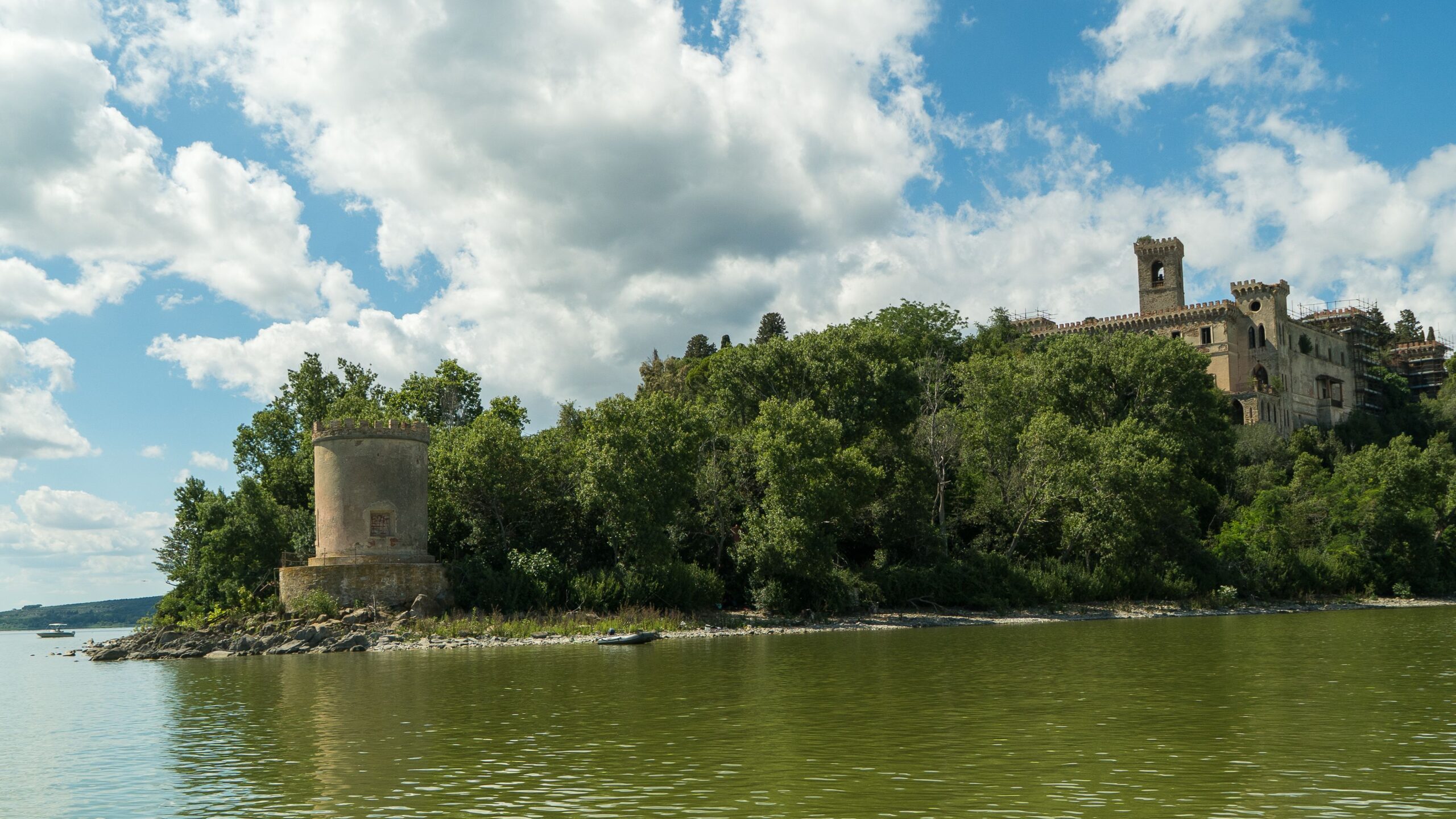 Autunno sul Lago Trasimeno e borghi
